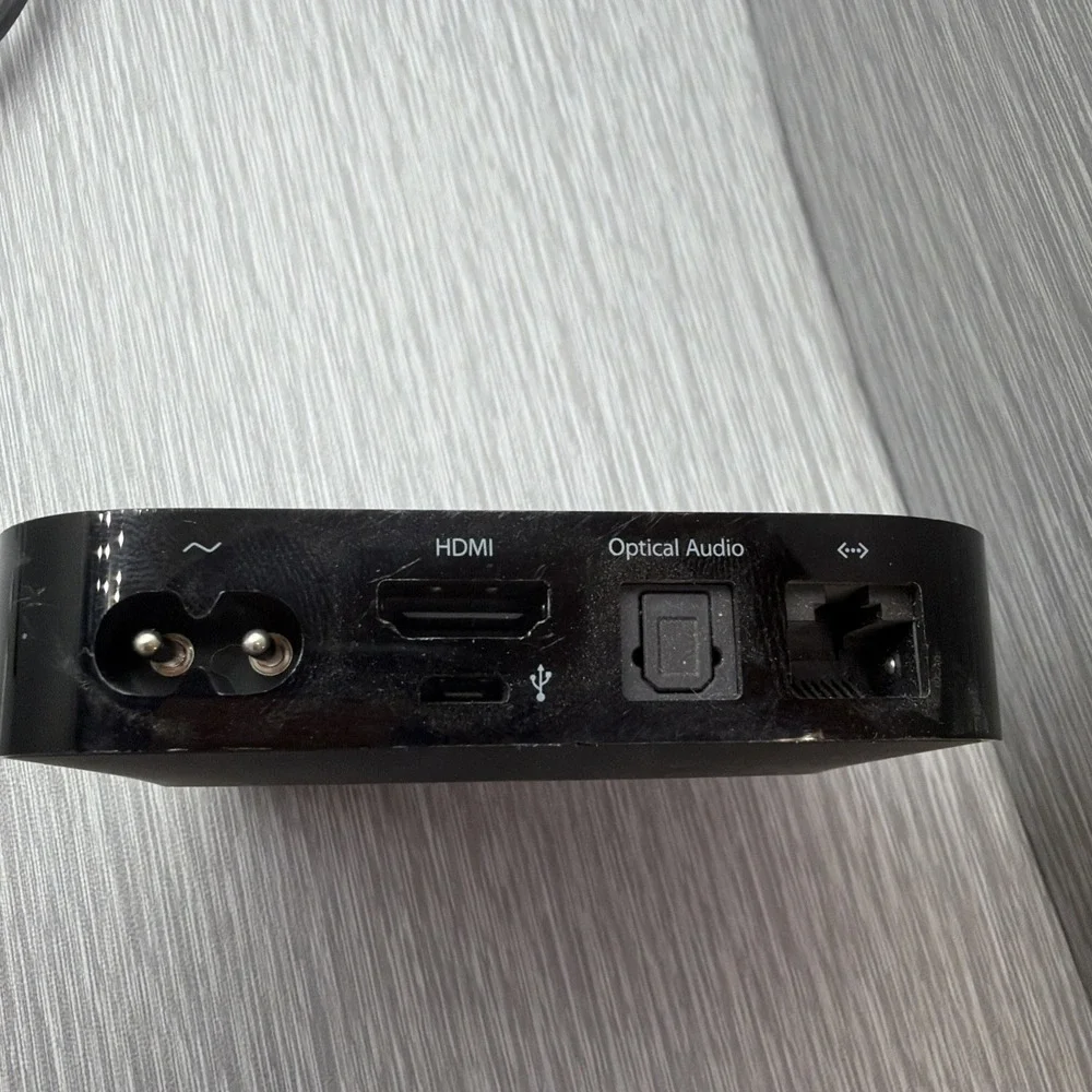 Apple TV 3rd Gen A1469 Media Streamer w Remote‎ HDMI WiFi Tested